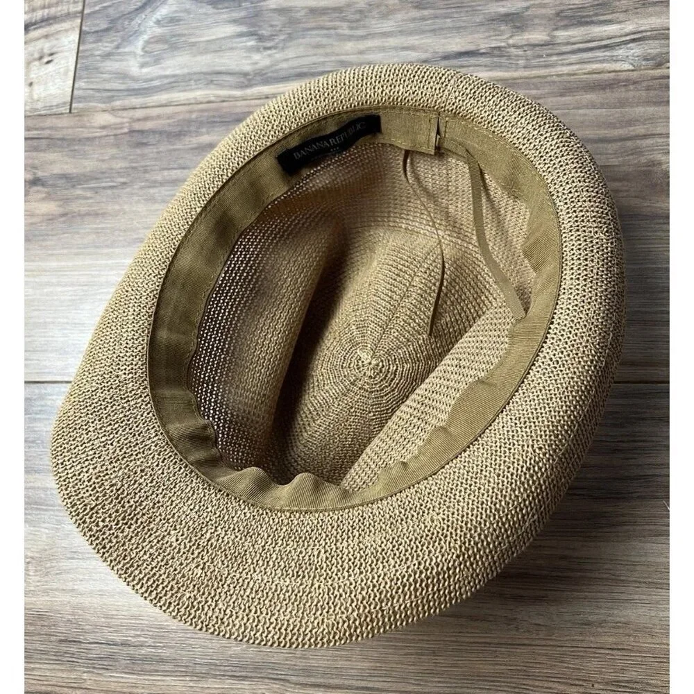 Banana Republic Straw Curved Brim Fedora Black Band S/M Vacation Natural Wm